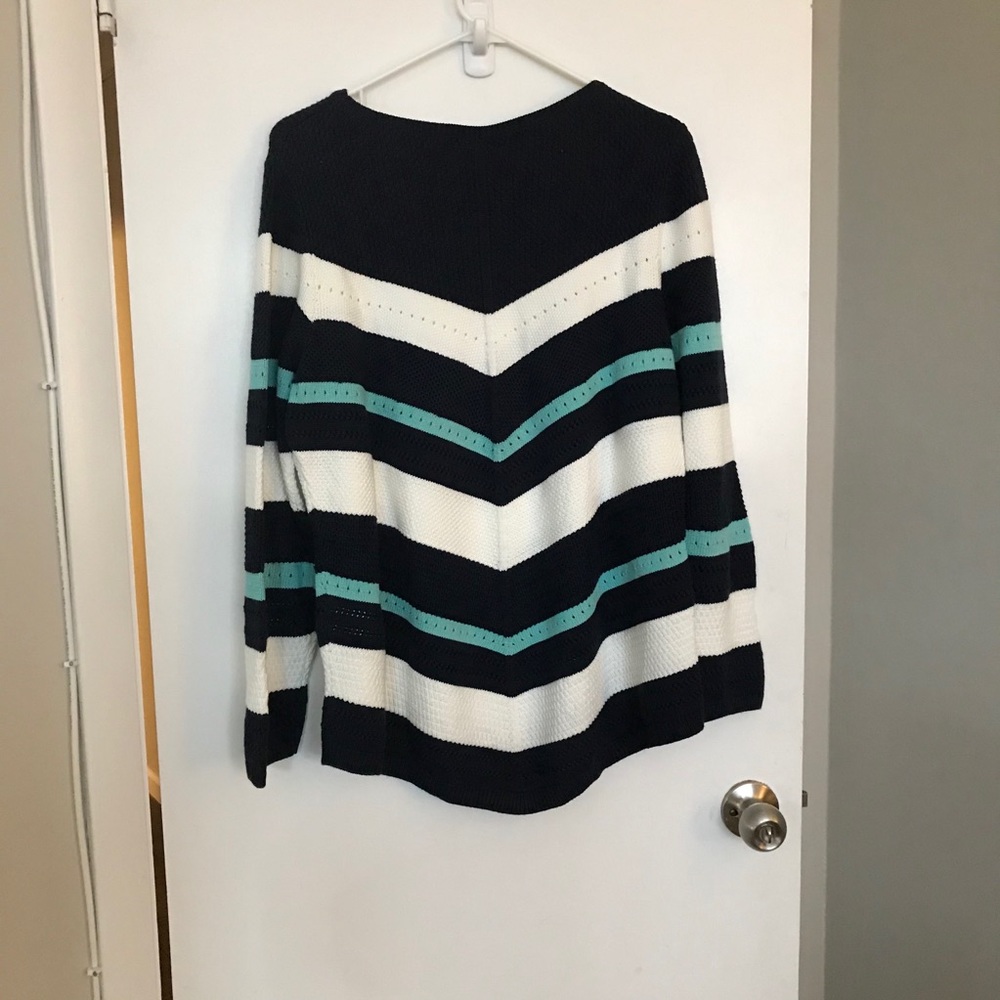 Bonita Chevron Soft Knit Sweater - Size L - Picture 2 of 10